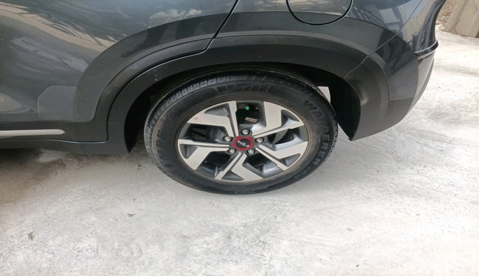 2020 KIA SONET HTX 1.0 IMT, Petrol, Manual, 38,627 km, tyre