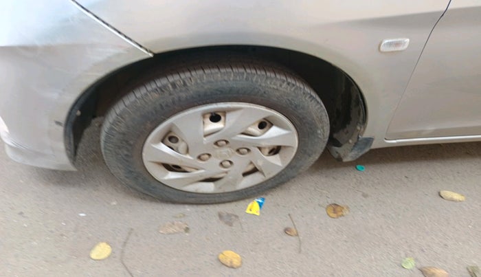 2013 Honda Amaze 1.5L I-DTEC E, Diesel, Manual, 63,375 km, tyre