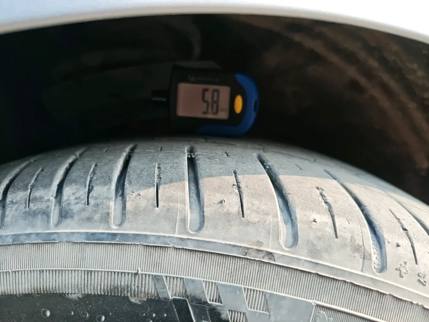 2017 Honda Accord HYBRID, Hybrid, Automatic, 1,12,511 km, tyre