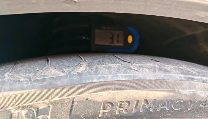 2017 Honda Accord HYBRID, Hybrid, Automatic, 1,12,511 km, tyre