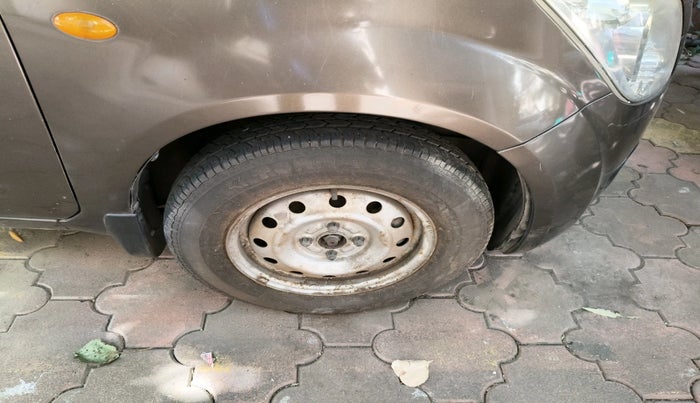 2010 Maruti Ritz LXI, Petrol, Manual, 1 km, tyre