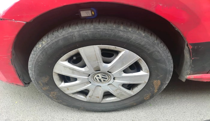 2011 Volkswagen Polo TRENDLINE 1.2L DIESEL, Diesel, Manual, 1,17,914 km, tyre