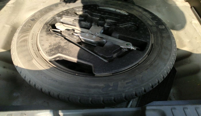 2018 Maruti Vitara Brezza LDI, Diesel, Manual, 43,652 km, tyre