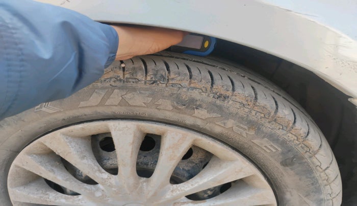 2016 Maruti Ciaz VDI+ SHVS, Diesel, Manual, 95,569 km, tyre