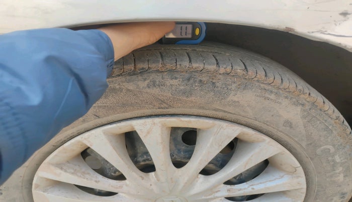 2016 Maruti Ciaz VDI+ SHVS, Diesel, Manual, 95,569 km, tyre