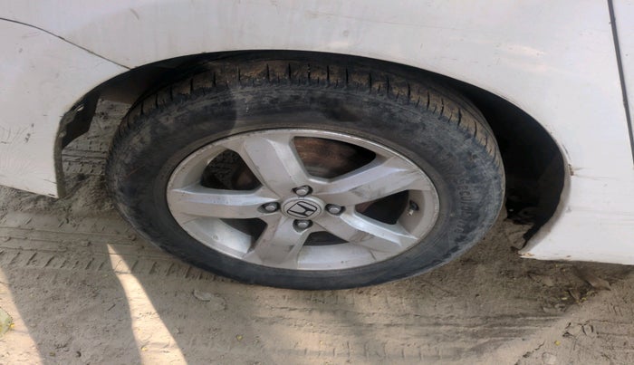 2012 Honda City 1.5L I-VTEC S MT, Petrol, Manual, 1,68,414 km, tyre