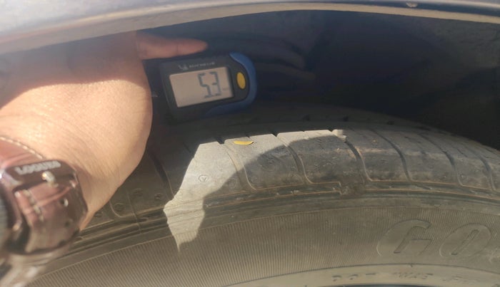 2011 Honda Civic 1.8L I-VTEC V AT, Petrol, Automatic, 92,845 km, tyre