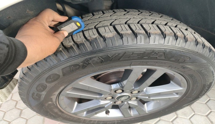 2015 Landrover Freelander 2.0 SE, Diesel, Automatic, 99,625 km, tyre