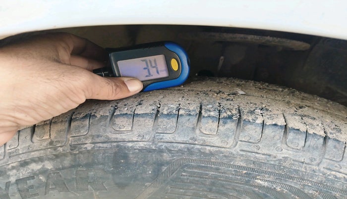 2019 Maruti Swift VXI, Petrol, Manual, 87,765 km, tyre