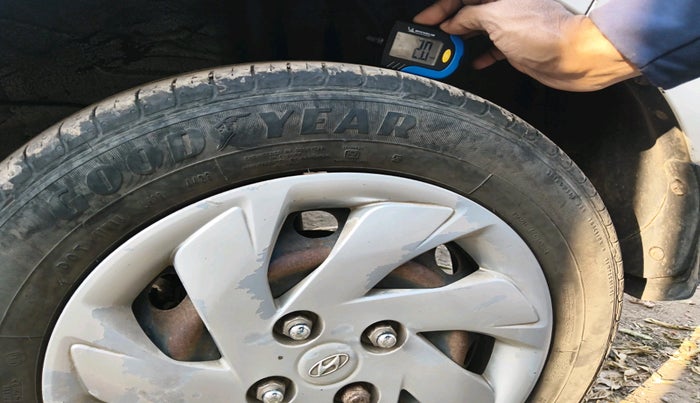 2018 Hyundai NEW SANTRO SPORTZ CNG, Petrol, Manual, 1,53,125 km, tyre