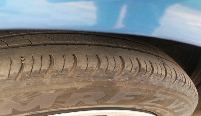 2016 Maruti Celerio VXI AMT, Petrol, Automatic, 83,008 km, tyre