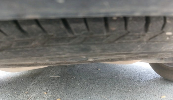 2017 Mahindra XUV500 W10 AT, Diesel, Automatic, 71,892 km, tyre