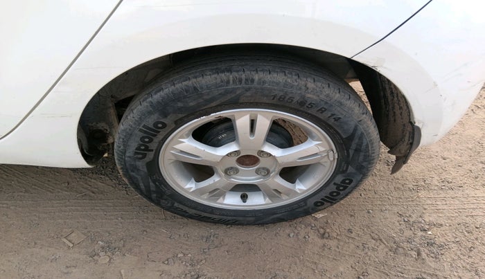 2011 Hyundai i20 SPORTZ 1.2, Petrol, Manual, 59,774 km, tyre