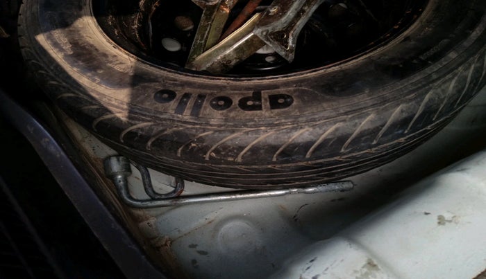 2011 Hyundai i20 SPORTZ 1.2, Petrol, Manual, 59,774 km, tyre