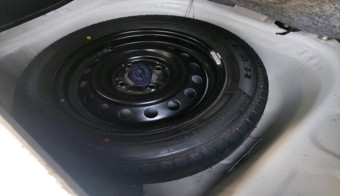 2025 Maruti New Wagon-R VXI 1.0, Petrol, Manual, 5,00,000 km, tyre