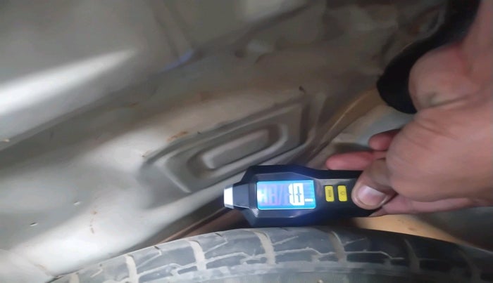 2012 Maruti Swift Dzire VXI, Petrol, Manual, 69,458 km, tyre