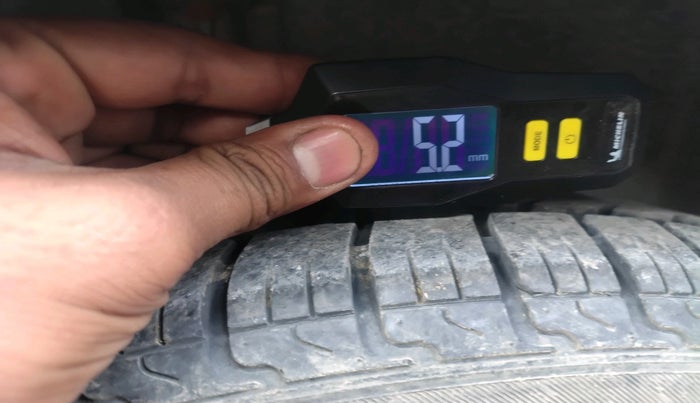 2012 Maruti Swift Dzire VXI, Petrol, Manual, 69,458 km, tyre