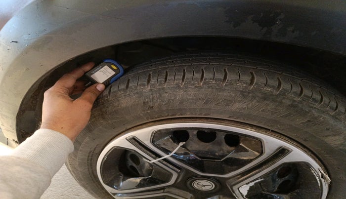 2017 Honda WR-V 1.2L I-VTEC S MT, Petrol, Manual, 1,12,300 km, tyre