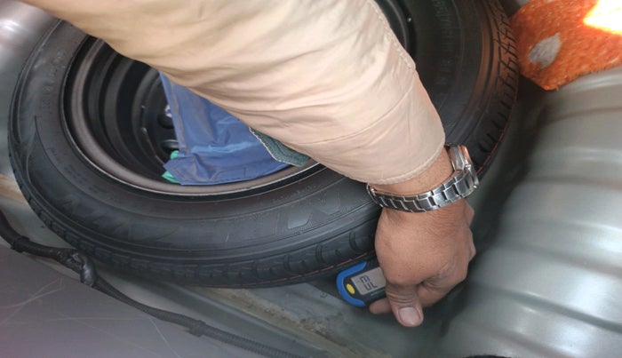 2019 Datsun Redi Go T (O), Petrol, Manual, 6,056 km, tyre