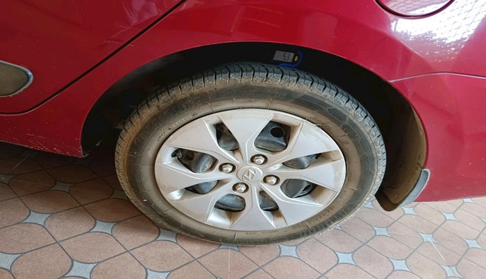 2014 Hyundai Xcent S 1.2, Petrol, Manual, 69,940 km, tyre