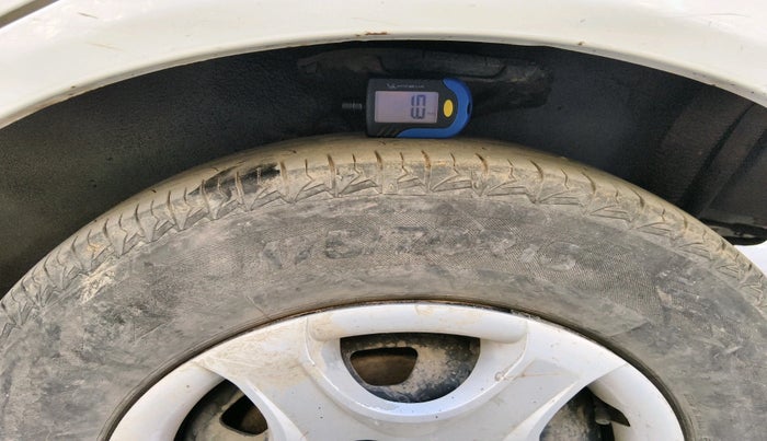 2010 Hyundai Accent GLE, Petrol, Manual, 1,57,666 km, tyre