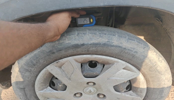 2021 Renault Kwid RXT 0.8, Petrol, Manual, 49,694 km, tyre