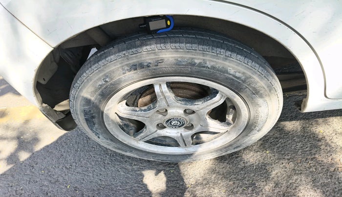 2017 Maruti Wagon R 1.0 LXI CNG, Petrol, Manual, 1,15,588 km, tyre