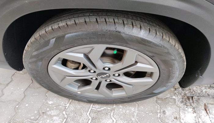 2024 KIA SELTOS  HTX 1.5 PETROL MT, Petrol, Manual, 10,998 km, tyre