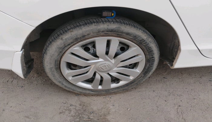 2015 Honda City 1.5L I-DTEC SV, Diesel, Manual, 99,371 km, tyre