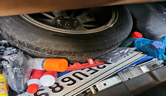 2018 Honda City 1.5L I-VTEC ZX CVT, Petrol, Automatic, 1,16,817 km, tyre