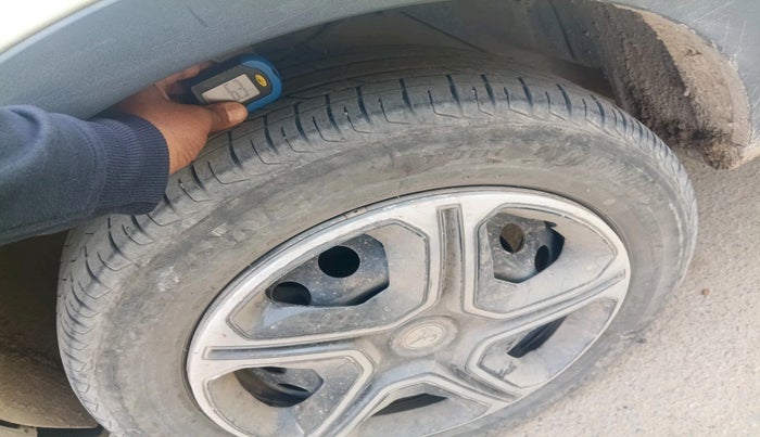 2022 Tata NEXON XM DIESEL, Diesel, Manual, 70,393 km, tyre