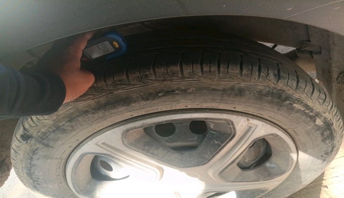 2022 Tata NEXON XM DIESEL, Diesel, Manual, 70,393 km, tyre