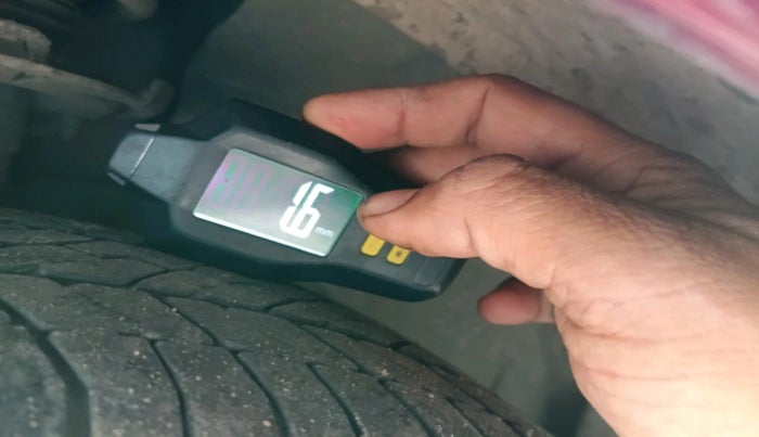 2016 Ford Figo Aspire TREND 1.2 PETROL, Petrol, Manual, 1,03,132 km, tyre