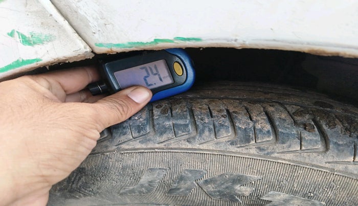 2012 Hyundai i10 SPORTZ 1.2, Petrol, Manual, 84,153 km, tyre