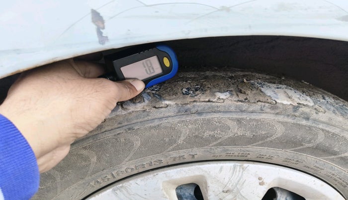 2012 Hyundai i10 SPORTZ 1.2, Petrol, Manual, 84,153 km, tyre