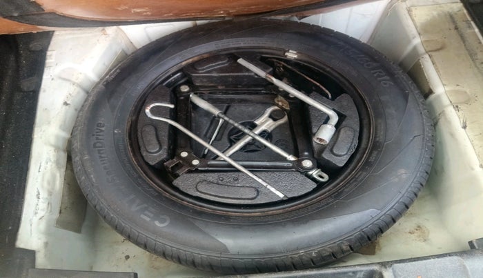 2018 Tata NEXON XZ PLUS DIESEL, Diesel, Manual, 1,52,908 km, tyre