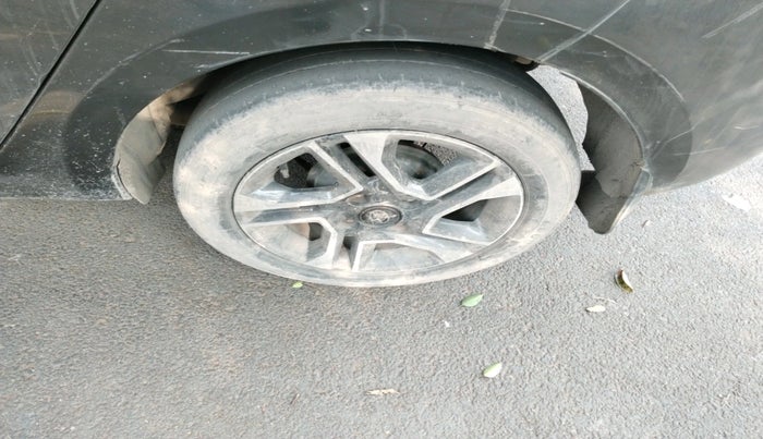 2021 Tata TIGOR XZ PLUS PETROL, Petrol, Manual, 40,242 km, tyre