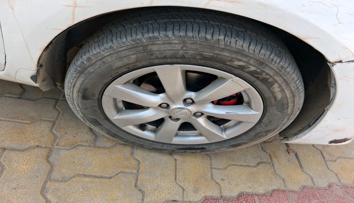 2011 Nissan Sunny XE, Petrol, Manual, 1,12,067 km, tyre