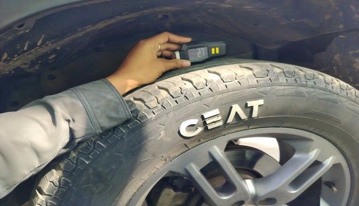 2021 Mahindra Thar LX HT PETROL 4WD MT, Petrol, Manual, 39,893 km, tyre