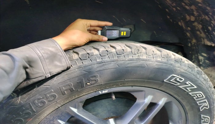 2021 Mahindra Thar LX HT PETROL 4WD MT, Petrol, Manual, 39,893 km, tyre