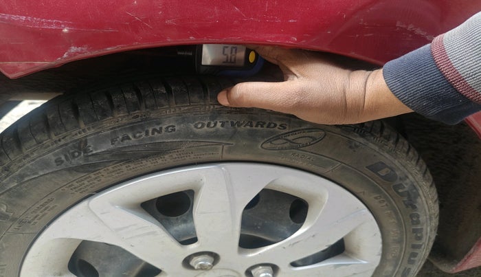 2015 Hyundai Eon MAGNA +, Petrol, Manual, 78,598 km, tyre