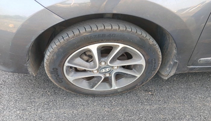 2019 Hyundai Grand i10 ASTA 1.2 KAPPA VTVT, Petrol, Manual, 32,368 km, tyre