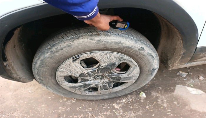 2024 Tata PUNCH EV ADVENTURE 3.3, Electric, Automatic, 29,875 km, tyre