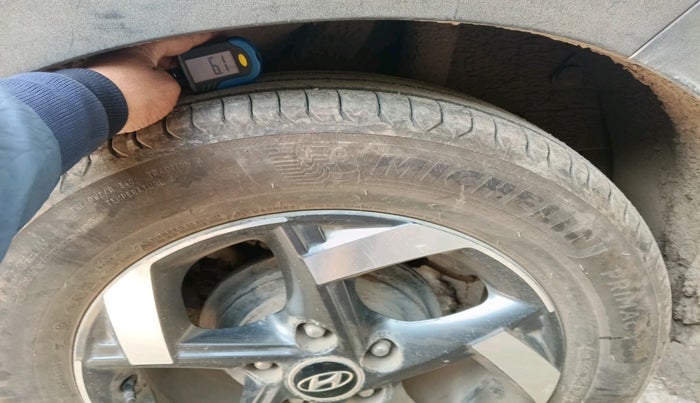 2019 Hyundai VENUE SX PLUS 1.0 TURBO DCT, Petrol, Automatic, 67,402 km, tyre