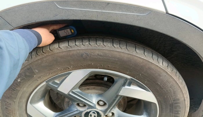 2019 Hyundai VENUE SX PLUS 1.0 TURBO DCT, Petrol, Automatic, 67,402 km, tyre