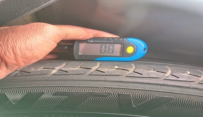 2015 Maruti Baleno DELTA PETROL 1.2, Petrol, Manual, 1,21,467 km, tyre