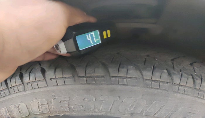 2015 Maruti Ritz VXI, Petrol, Manual, 17,486 km, tyre