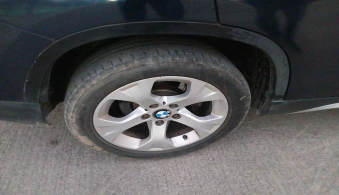 2011 BMW X1 sDrive20d, Diesel, Automatic, 1,68,669 km, tyre