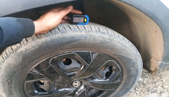 2022 Tata PUNCH ADVENTURE MT, Petrol, Manual, 44,029 km, tyre