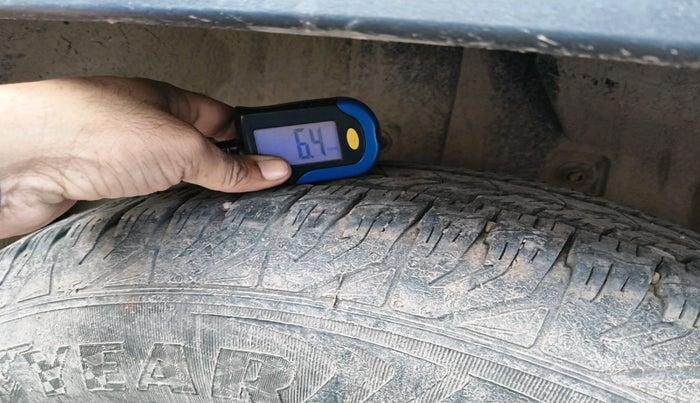 2023 Mahindra BOLERO NEO N 8, Diesel, Manual, 39,114 km, tyre